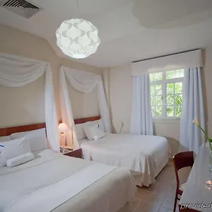 https://hodelpa-caribe-colonial.comcaribbean.com